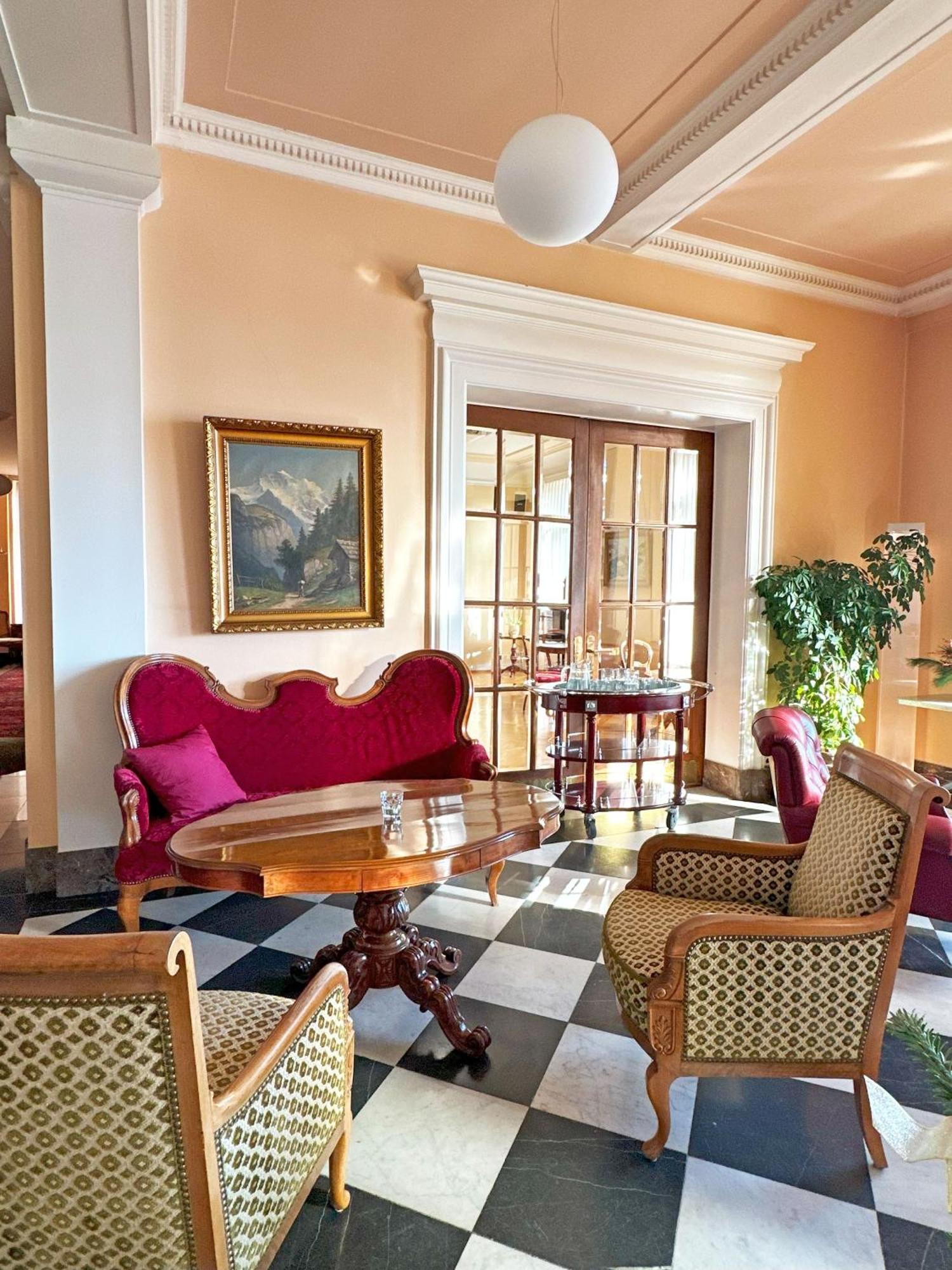 Hotel Royal Luzern Buitenkant foto